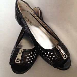 New Michael Kors Black Patten Flat